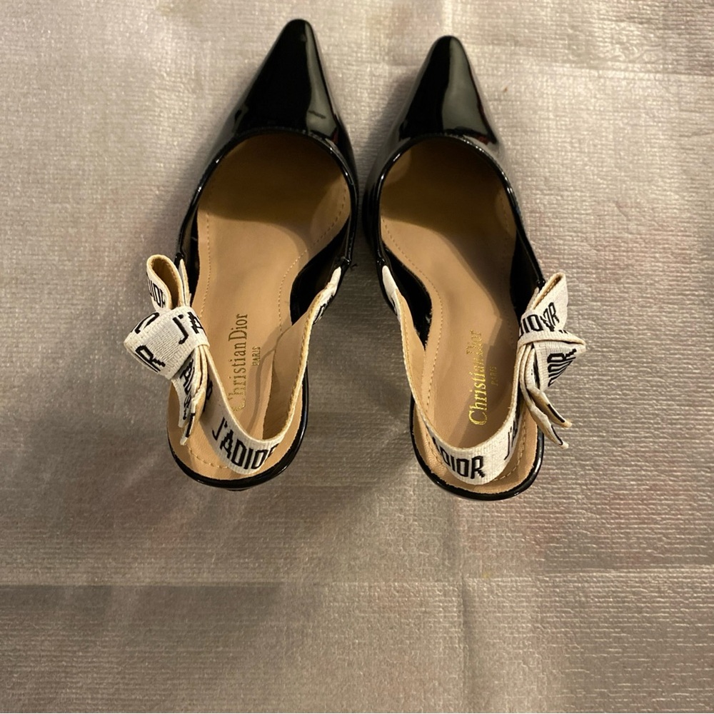 Dior Black Patent Leather Pointed Slingback Heels with White Logo Strap - Picture 5 of 5